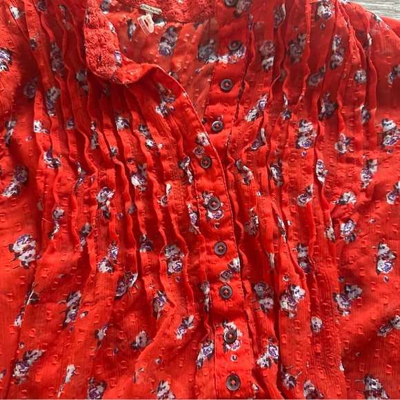 Free People Red Floral Blouse - Picture 2 of 10